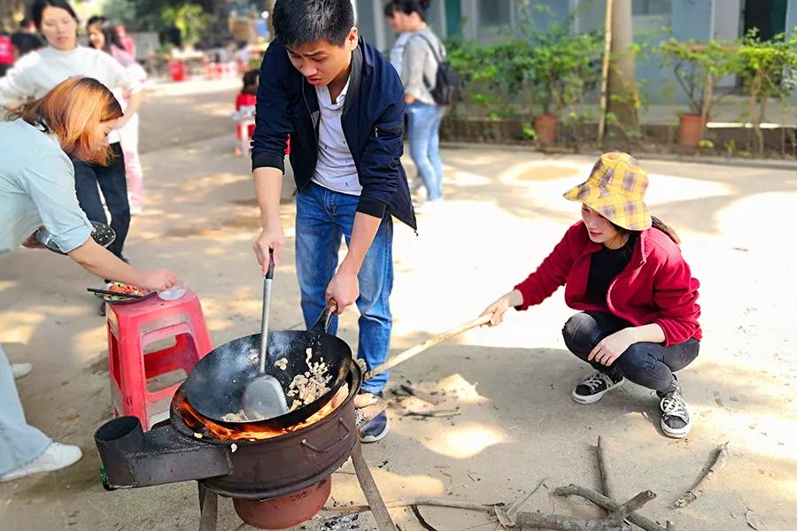 “谁领风骚，非你莫鼠”云里物里国内营销中心拓展活动圆满成功！