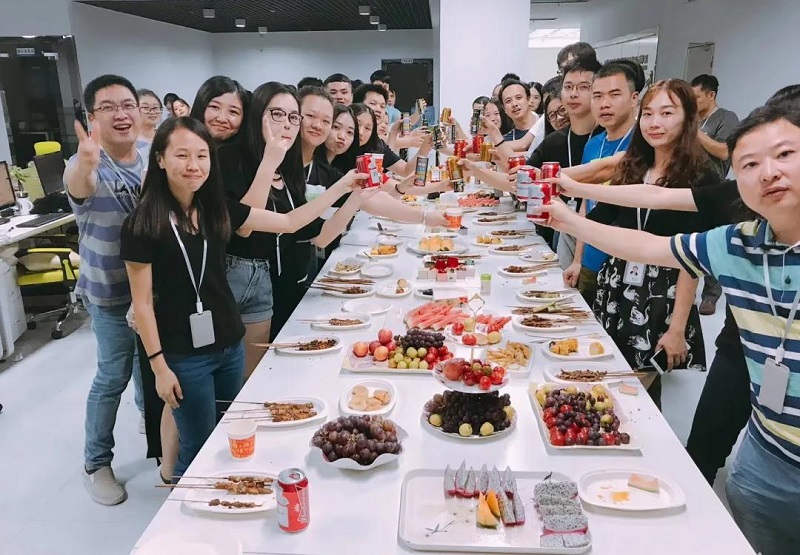 除了吃喝玩乐，云里物里还有啥？
